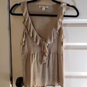 Beige Banana Republic tank top with ruffled front